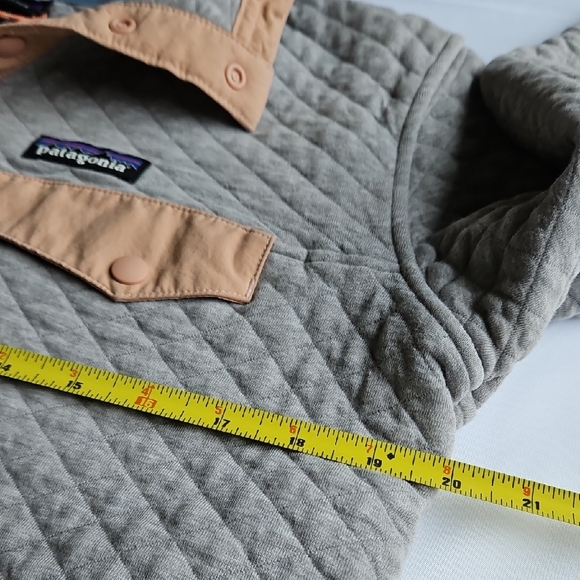 Patagonia Quilted Pullover in Gray and Tan M - Picture 5 of 8